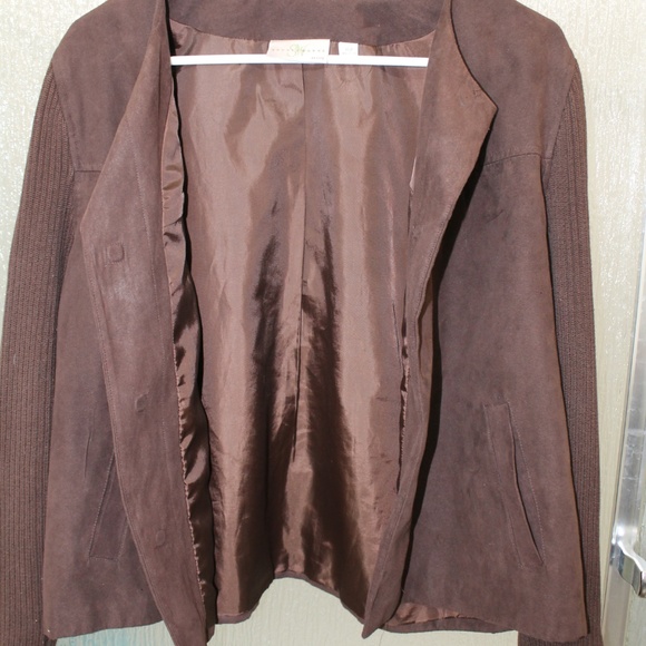 Studio Works Jacket - Picture 2 of 5